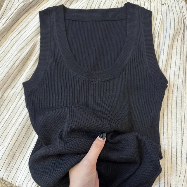 Scoop Knit Neck Top Tank Plain