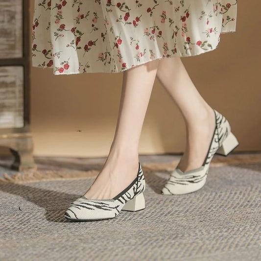 Heel Pointed Chunky Pumps