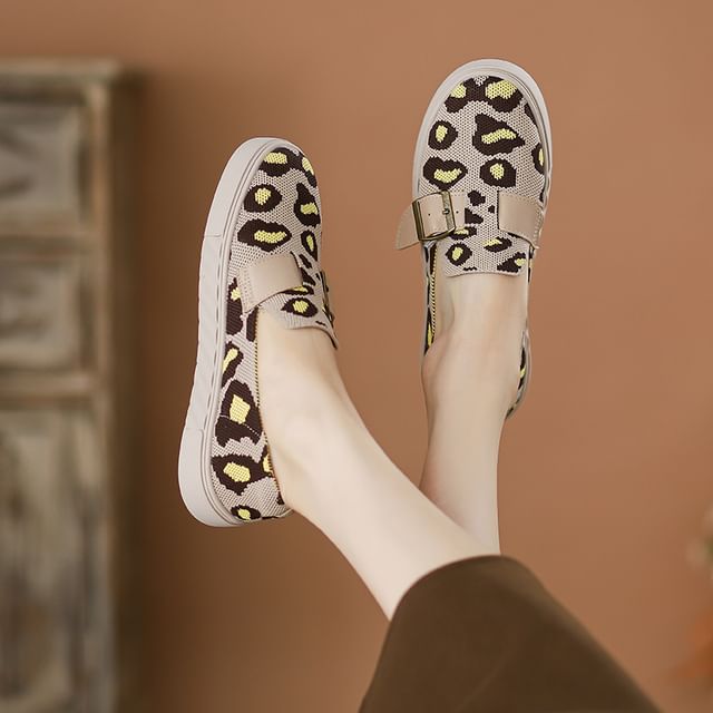 Slip-Ons Platform Buckled