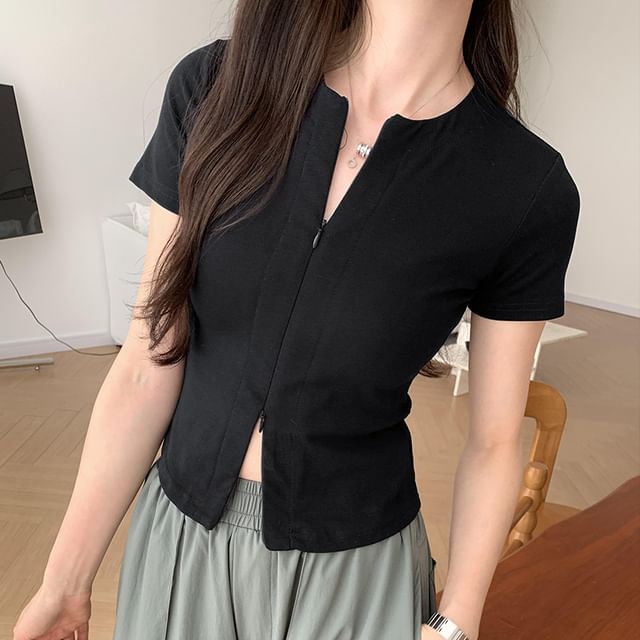 Top Short-Sleeve Plain Knit Zip-Up