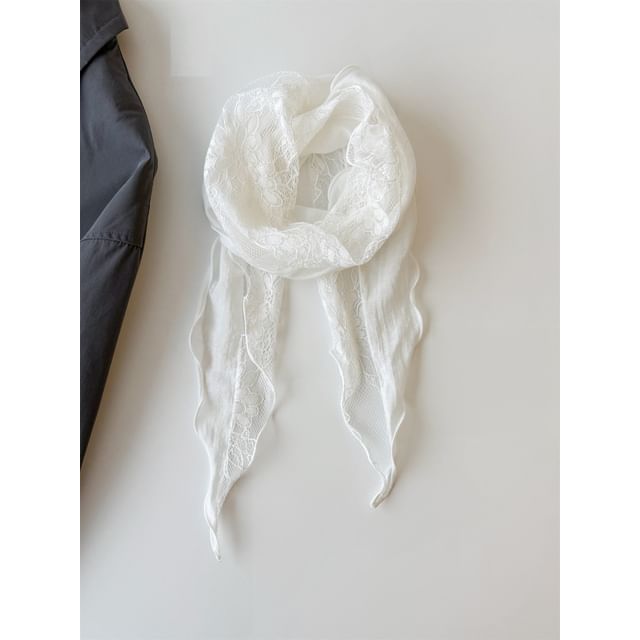 Edge Lace Panel Lettuce Scarf