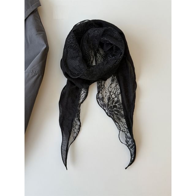 Edge Lace Panel Lettuce Scarf
