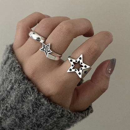 Star-Shaped Rhinestone Ring