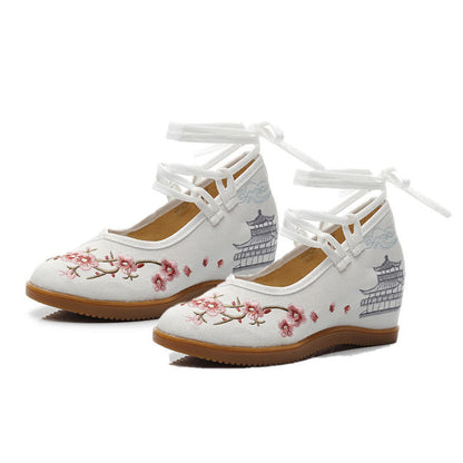 Vintage Blossom Embroidery Flats Shoes