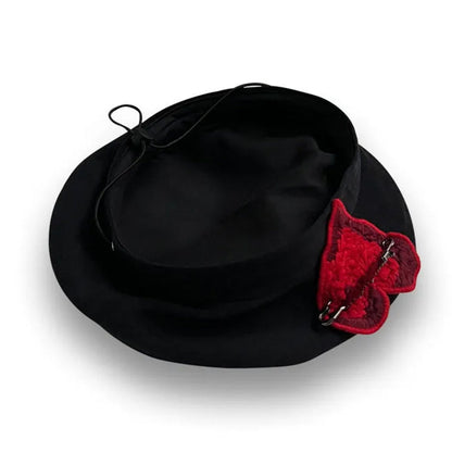 Elegant Black Heart Beret