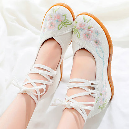 Vintage Blossom Embroidery Flats Shoes