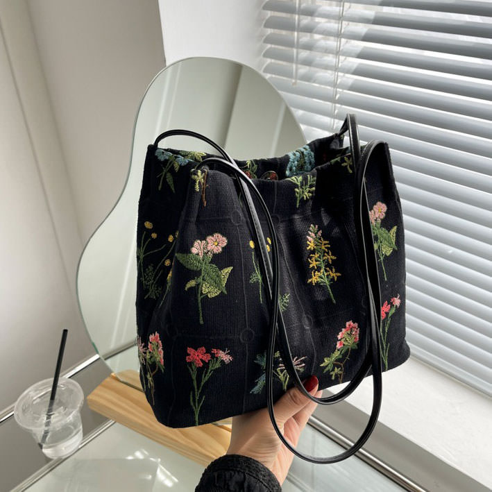 Plant Flower Embroidery Mini Bag