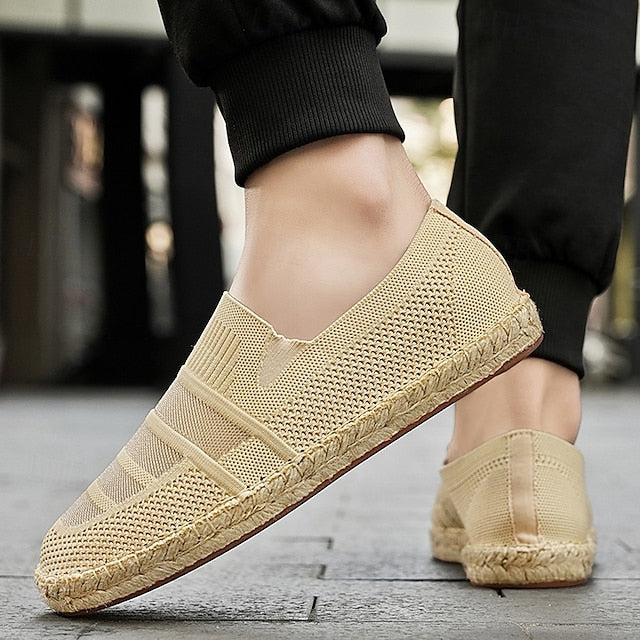 Design – Beige Woven Espadrilles with Men's Vacation