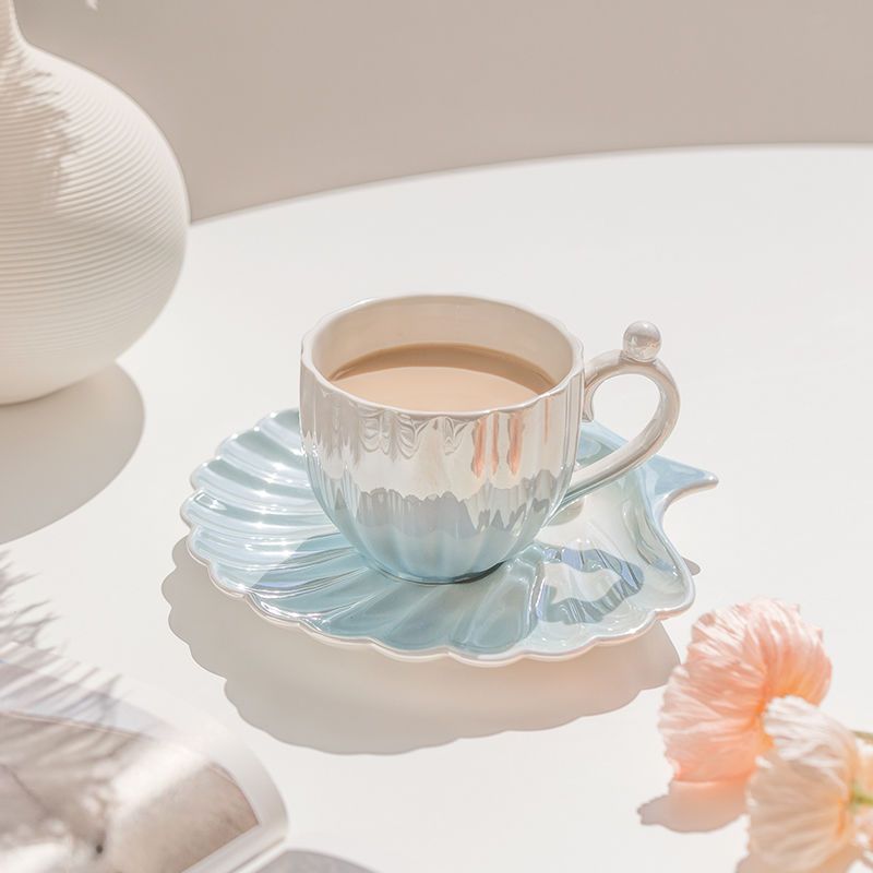 Pearl Princess Tea Cup - Moon MK18925 Wonderland Case