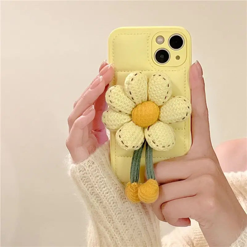 3D Flower Phone Case - iPhone 13 Pro Max / 13 Pro / 13 / 13 