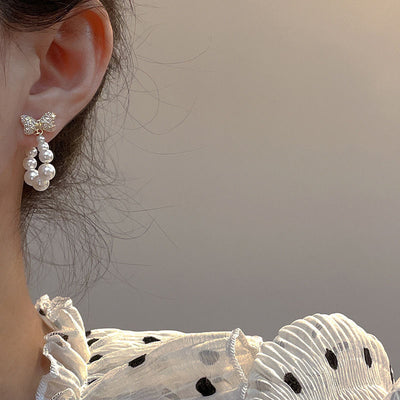 Butterfly with Pearl Earrings