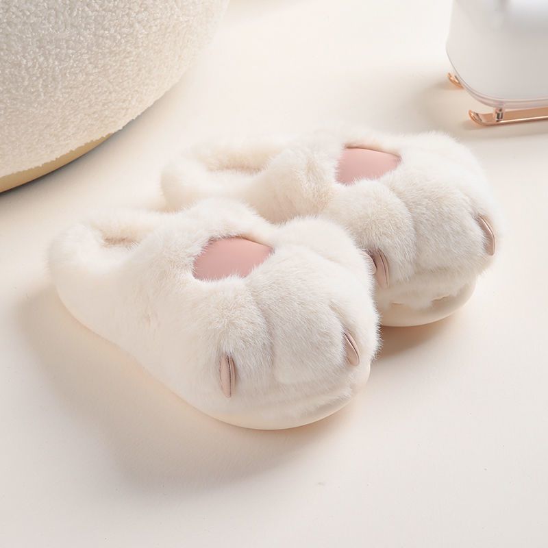 Paw Fluffy Winter Slipper Wonderland Case