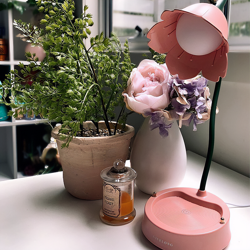 Flower LED Desk Lamp Wonderland Case