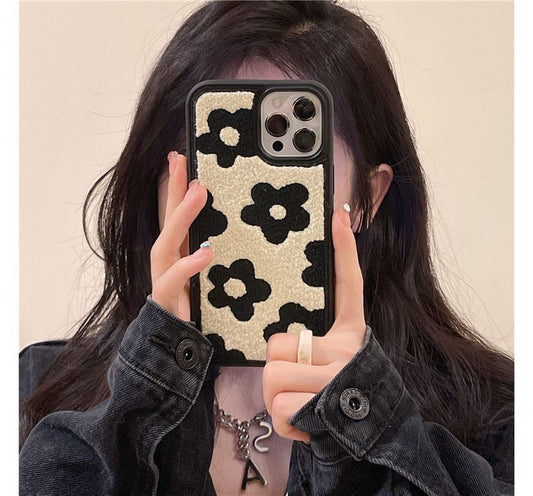 Floral Fabric Phone Case - iPhone 14 Pro Max / 14 Pro / 14 Plus / 14 / 13 Pro Max / 13 Pro / 13 / 12 Pro Max / 12 Pro / 12 / 11 Pro Max / 11 / XS Max / XS / XR / X / 8 Plus / 7 Plus ff34