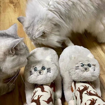 Kitty Home Slippers Wonderland Case