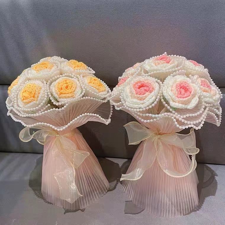 Handmade DIY Crochet Gradiented-Color Rose Bouquet - Pink Pink