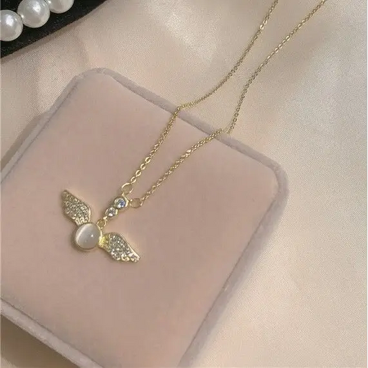 Cat Eye Stone Wings Pendant Necklace-1