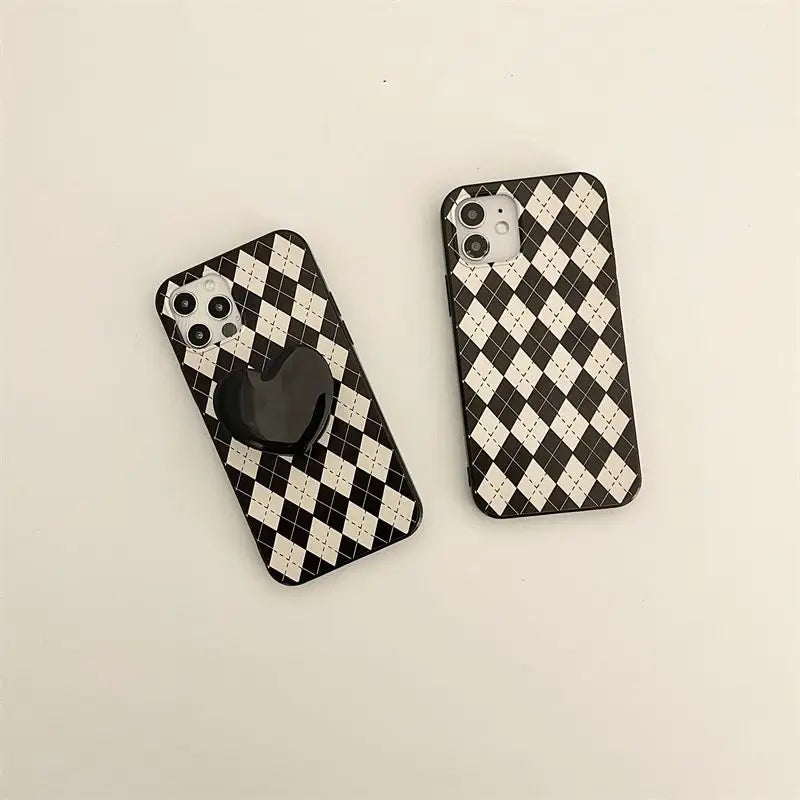 Argyle Heart Stand Phone Case - iPhone 13 Pro Max / 13 Pro / 13 / 12 Pro Max / 12 Pro / 12 / 11 Pro Max / 11 Pro / 11 / XS Max / XR / XS / X / 8 Plus / 7 Plus / 8 / 7 / SE 2-7