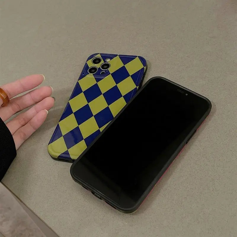 Argyle Phone Case - iPhone 12 Pro Max / 12 Pro / 12 / 11 Pro Max / 11 Pro / 11 / XS Max / XS / XR / X / 8 Plus / 7 Plus-11