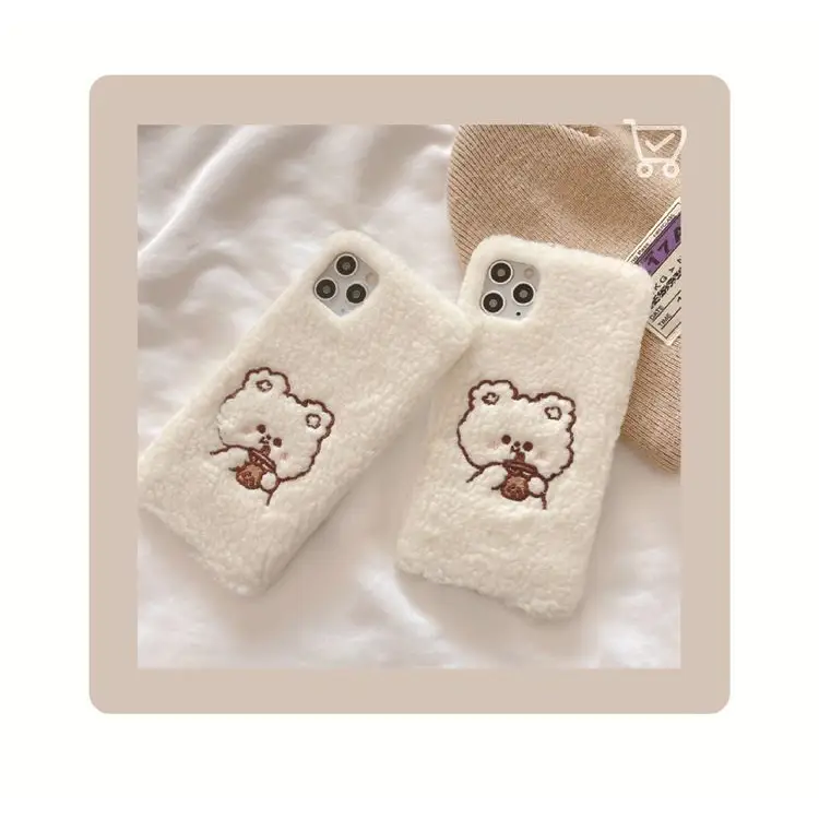 Bear Embroidered Chenille Phone Case - iPhone 12 Pro Max / 12 Pro / 12 / 12 mini / 11 Pro Max / 11 Pro / 11 / SE / XS Max / XS / XR / X / SE 2 / 8 / 8 Plus / 7 / 7 Plus / 6 / 6 Plus / Huawei-5
