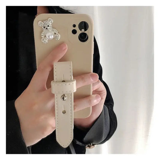 Bear Faux Pearl Hand Strap Phone Case - iPhone 13 Pro Max / 13 Pro / 13 / 13 mini / 12 Pro Max / 12 Pro / 12 / 12 mini / 11 Pro Max / 11 Pro / 11 / SE / XS Max / XS / XR / X / SE 2 / 8 / 8 Plus / 7 / 7 Plus / 6 / 6 Plus-2