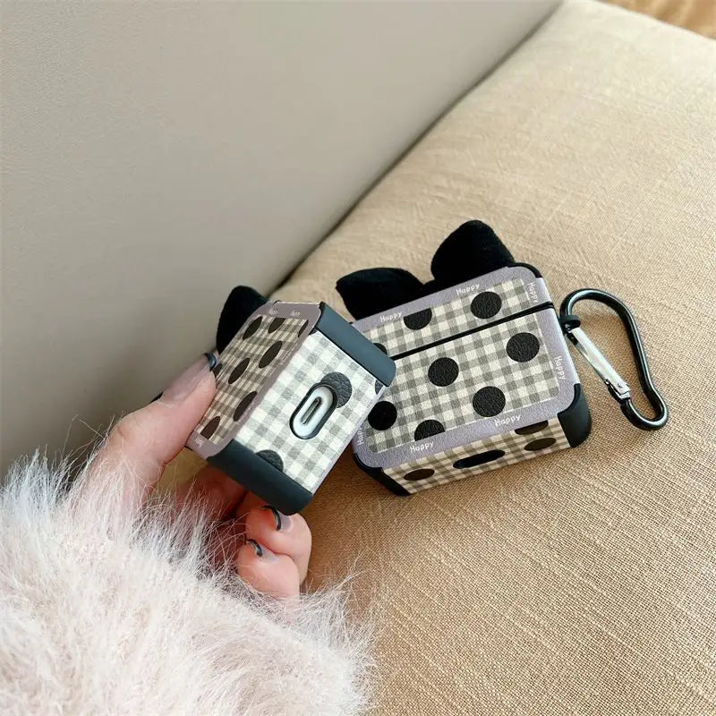 Black Polka Dot AirPods Earphone Case Skin-3