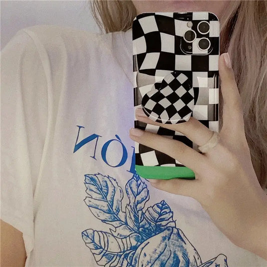 Black White Grid Printing With Heart Holder iPhone Case 