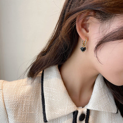 Black Sweet Heart Crystal Earrings