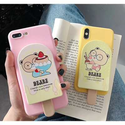 Cartoon Print Mirrored Phone Case with Hair Comb - iPhone 11 Pro Max / 11 Pro / 11 / SE / XS Max / XS / XR / X / SE 2 / 8 / 8 Plus / 7 / 7 Plus-7