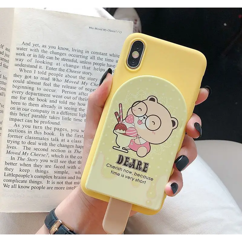 Cartoon Print Mirrored Phone Case with Hair Comb - iPhone 11 Pro Max / 11 Pro / 11 / SE / XS Max / XS / XR / X / SE 2 / 8 / 8 Plus / 7 / 7 Plus-9