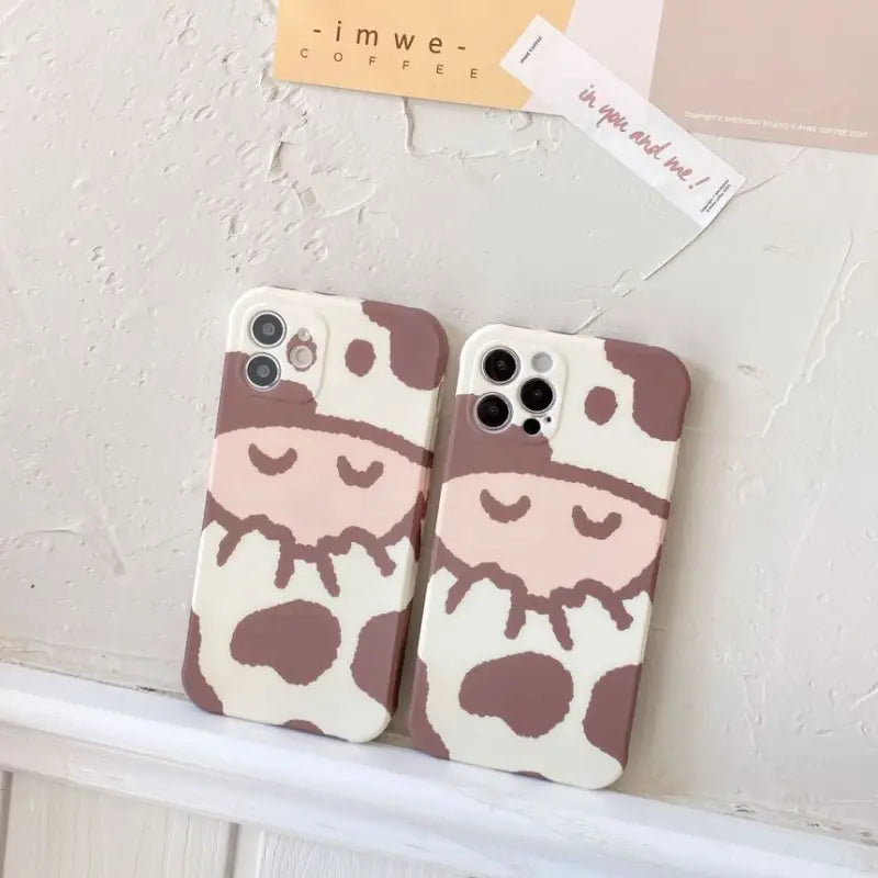 Cow Phone Case - Iphone 7 / 8 / Se, 7 Plus / 8 Plus, X / Xs, Xs Max, Xr, 11, 11 Pro, 11 Pro Max, 12 Mini, 12, 12 Pro, 12 Pro Max-11