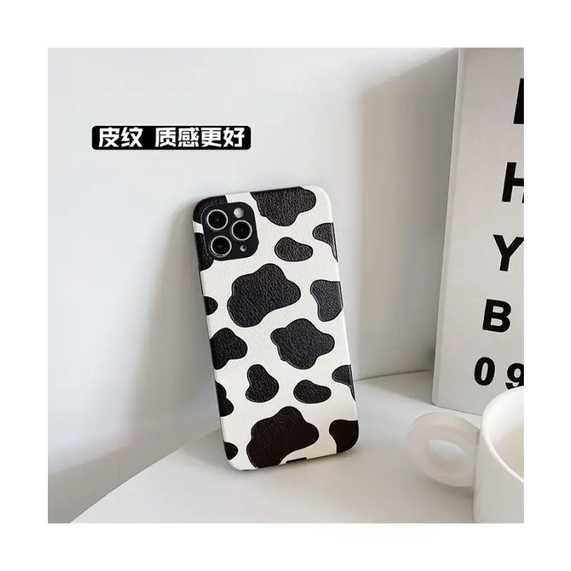 Cow-Print Phone Case - iPhone 12 / iPhone 12 Pro / iPhone 12