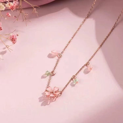 Pink Flower Necklace Wonderland Case