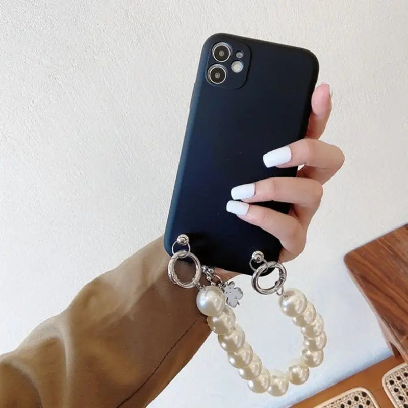Faux Pearl Chain Phone Case - iPhone 12 Pro Max / 12 Pro / 