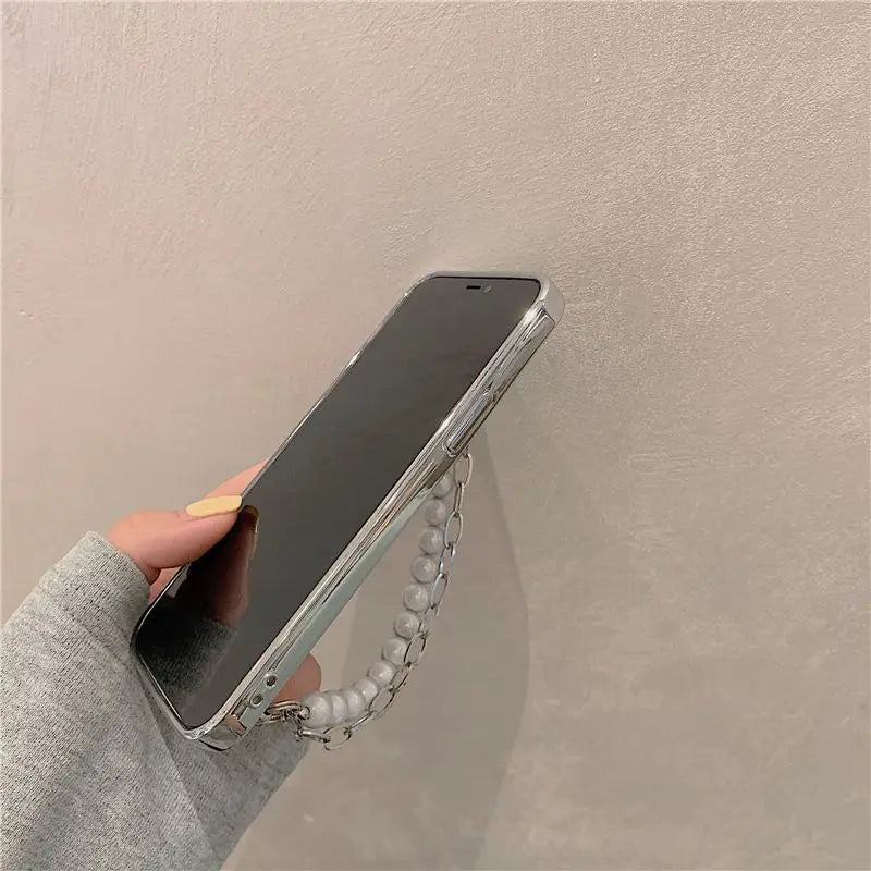 Faux Pearl Chain Transparent Phone Case - iPhone 13 Pro Max 