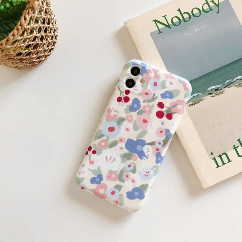 Floral Print iPhone 6 / 6 Plus / 6s / 6s Plus / 7 / 7 Plus /