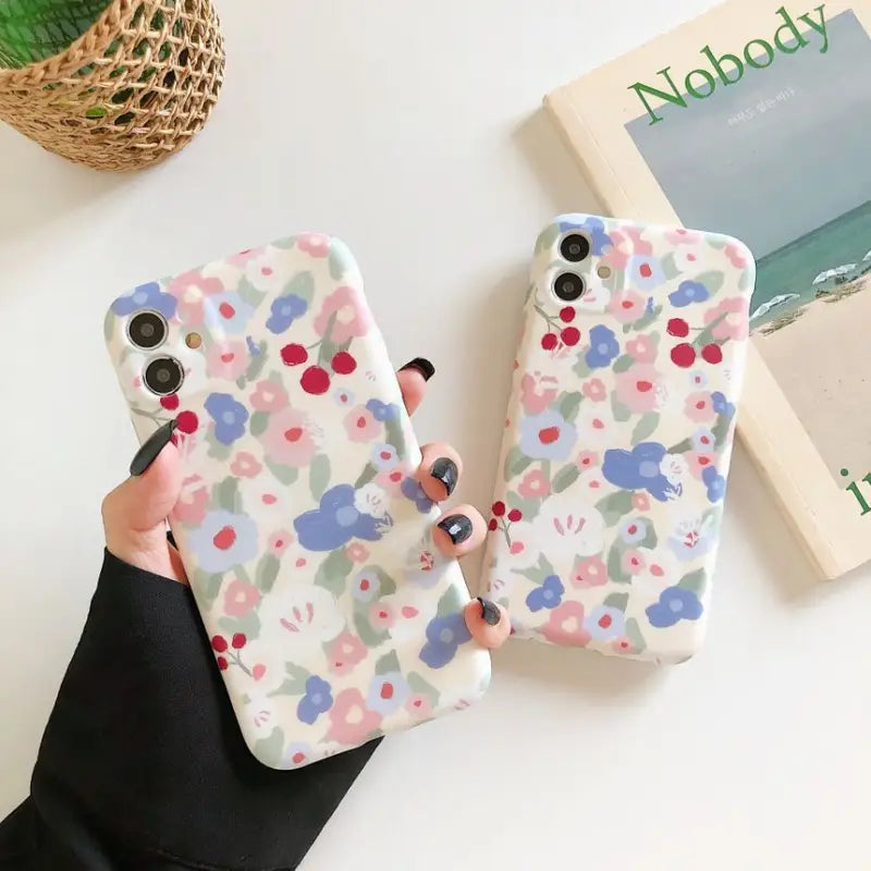 Floral Print iPhone 6 / 6 Plus / 6s / 6s Plus / 7 / 7 Plus /