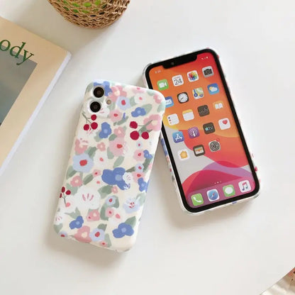 Floral Print iPhone 6 / 6 Plus / 6s / 6s Plus / 7 / 7 Plus /