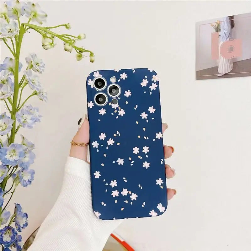 Floral Print Phone Case - iPhone 12 Pro Max / 12 Pro / 12 / 12 mini / 11 Pro Max / 11 Pro / 11 / SE / XS Max / XS / XR / X / SE 2 / 8 / 8 Plus / 7 / 7 Plus-7