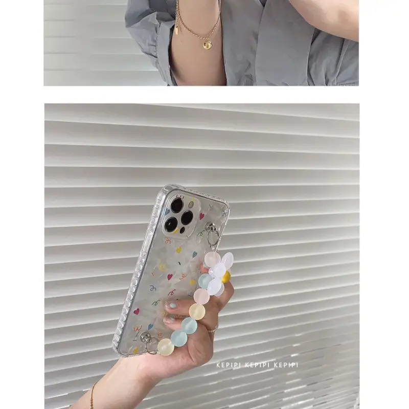 Flower Chain Phone Case - iPhone 12 Pro Max / 12 Pro / 12 / 