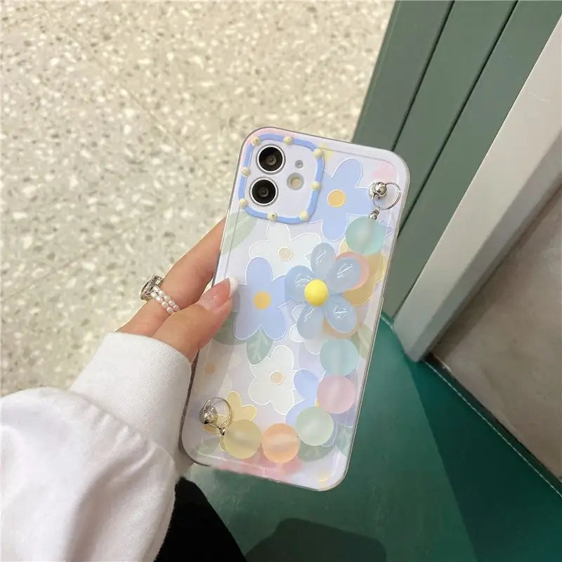 Flower Chain Phone Case - iPhone 12 Pro Max / 12 Pro / 12 / 