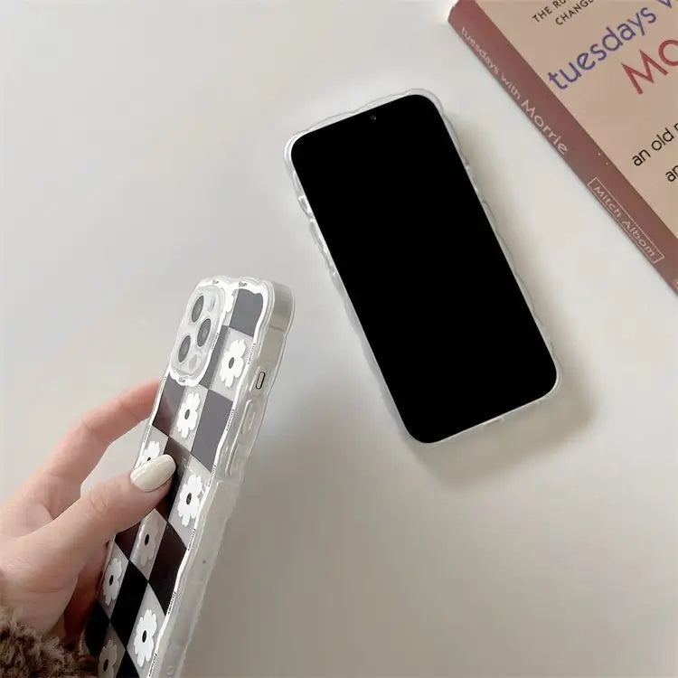 Flower Checker Transparent Phone Case - iPhone 13 Pro Max / 13 Pro / 13 / 13 mini / 12 Pro Max / 12 Pro / 12 / 12 mini / 11 Pro Max / 11 Pro / 11 / SE / XS Max / XS / XR / X / SE 2 / 8 / 8 Plus / 7 / 7 Plus-8