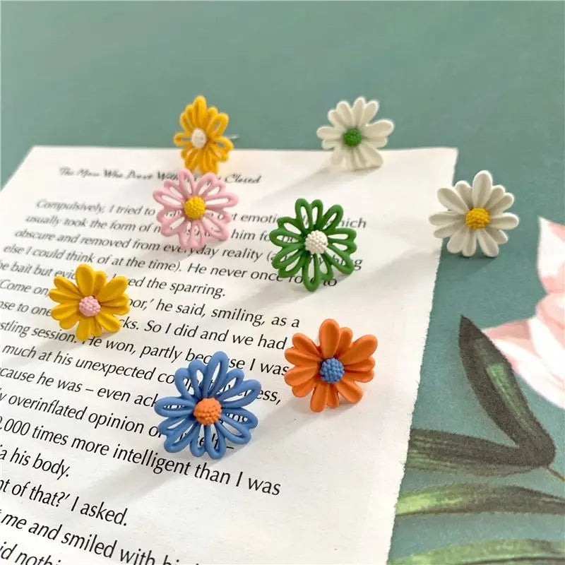 Flower Ear Stud / Clip-On Earring Wd28 - Fancy Earrings