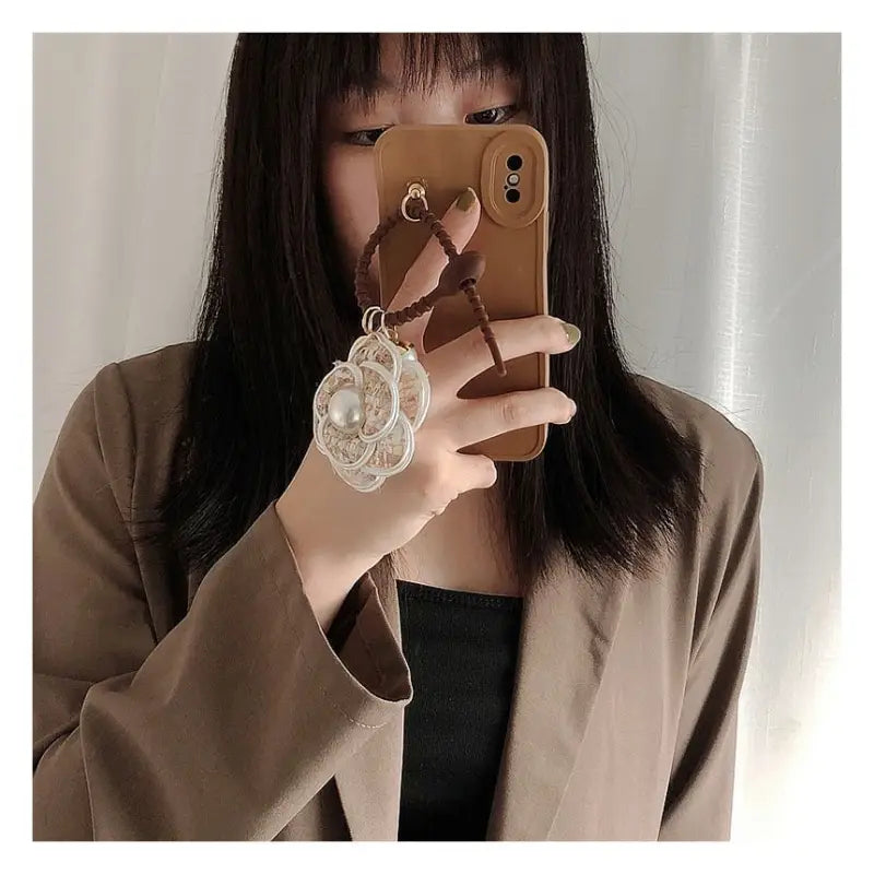 Flower Faux Pearl Phone Case - iPhone 13 Pro Max / 13 Pro / 13 / 13 mini / 12 Pro Max / 12 Pro / 12 / 12 mini / 11 Pro Max / 11 Pro / 11 / SE / XS Max / XS / XR / X / SE 2 / 8 / 8 Plus / 7 / 7 Plus / 6 / 6 Plus-5