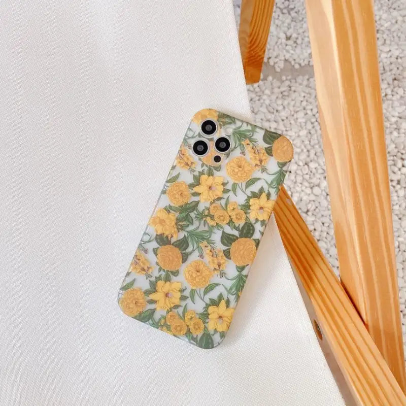 Flower Phone Case - Iphone 12 Pro Max / 12 Pro / 12 / 12 Mini / 11 Pro Max / 11 Pro / 11 / Se / Xs Max / Xs / Xr / X / Se 2 / 8 / 8 Plus / 7 / 7 Plus-11