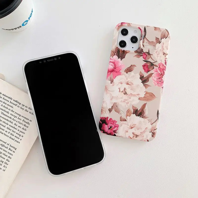 Flower Phone Case - iPhone 12 Pro Max / 12 Pro / 12 / 12 mini / 11 Pro Max / 11 Pro / 11 / SE / XS Max / XS / XR / X / SE 2 / 8 / 8 Plus / 7 / 7 Plus-13