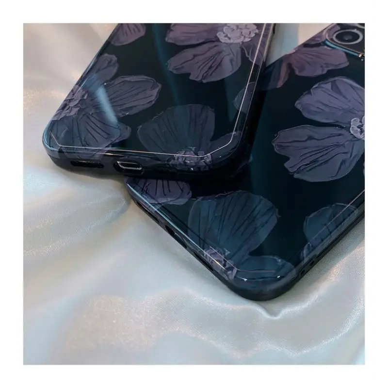 Flower Phone Case - iPhone 13 Pro Max / 13 Pro / 13 / 12 Pro