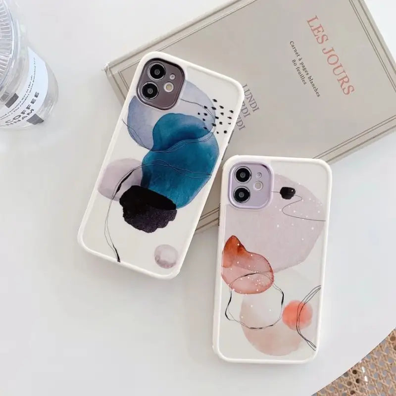 Geometric Flower Print Phone Case - iPhone 13 Pro Max / 13 Pro / 13 / 12 Pro Max / 12 Pro / 12 / 12 Mini / 11 Pro Max / 11 Pro / 11 / XS Max / XS / XR / X / 8 Plus / 7 Plus / 8 / 7 / SE 2-5