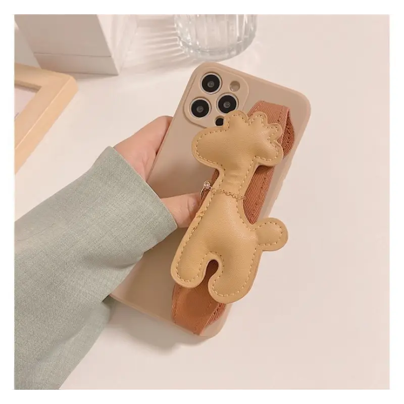 Giraffe Strap Phone Case - iPhone 13 Pro Max / 13 Pro / 13 /