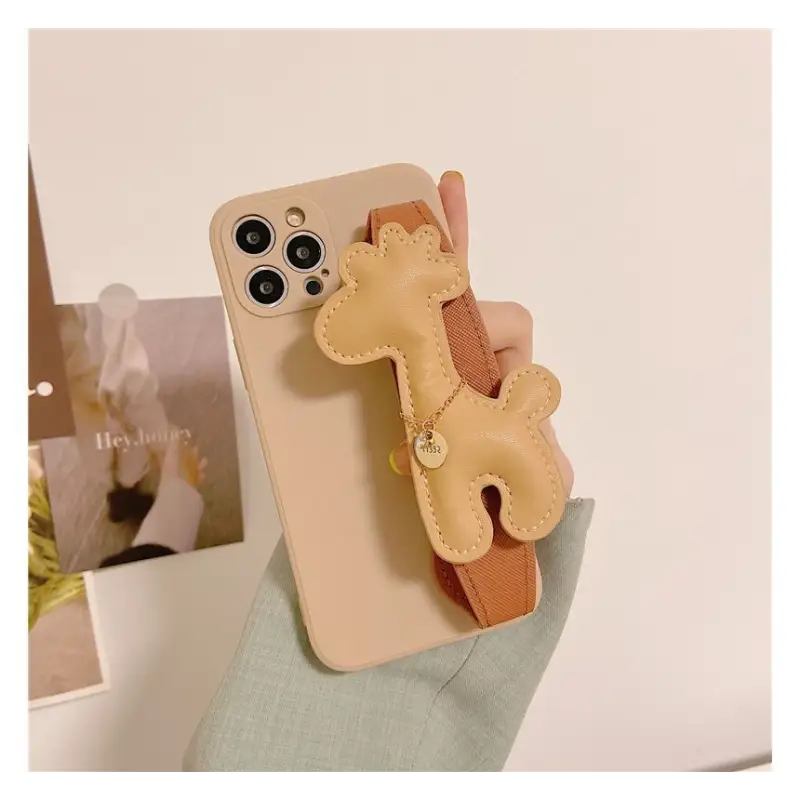 Giraffe Strap Phone Case - iPhone 13 Pro Max / 13 Pro / 13 /